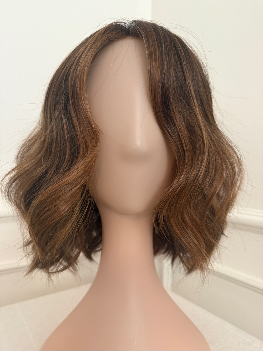 Simmer Wig by Raquel Welch
Altered, layers added by professional hairdresser.